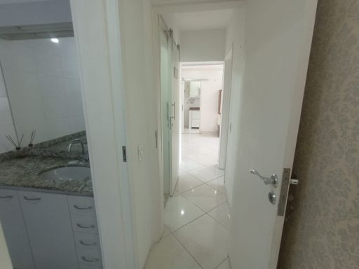 Corredor para os quartos.