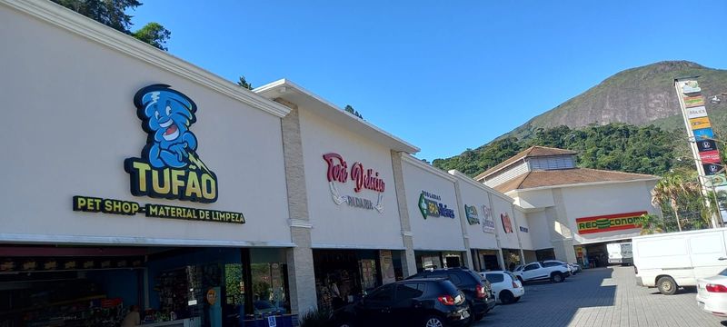 Shopping bem próximo ao condomínio