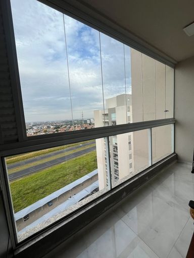 VARANDA FECHADA COM VIDRO