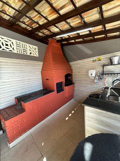📸 **DESCRIÇÃO PARA IMAGEM (Praedium):**
Apartamento à venda com 2 quartos (1 suíte) no São Pedro – R\$ 290.000
📍 R. Zélia Maria Valentim, nº 100 – Apto 302, Bloco 2 – São Pedro – Juiz de Fora/MG
Souza e Albano Serviços Imobiliários
📞 (32) 99829-7059 | CNPJ: 53.373.878/0001-39

---

🔖 **Hashtags:**
\#souzaealbanoservicosimobiliarios #imobiliariasouzaealbano #apartamentoavenda #apartamentosãopedro #imoveisemjuizdefora

-