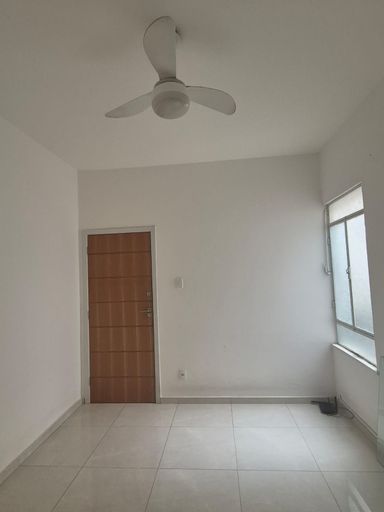 Apartamento à venda com 2 quartos no Centro – R$ 260.000
📍 Rua Floriano Peixoto, 367 – Centro – Juiz de Fora/MG
Souza e Albano Serviços Imobiliários
📞 (32) 99829-7059 | CNPJ: 53.373.878/0001-39