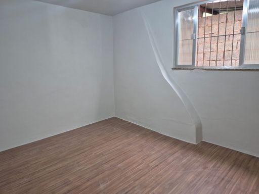 Casa à venda com 2 quartos no Bairro Ipiranga
📍 Rua Raul Corrêa Castro, 166 – Ipiranga – Juiz de Fora/MG
Souza e Albano Serviços Imobiliários
📞 (32) 99829-7059 | CNPJ: 53.373.878/0001-39