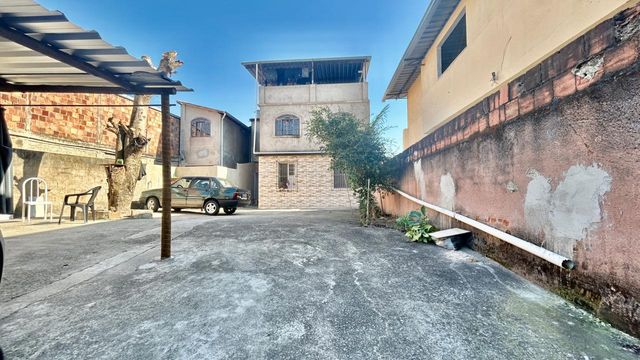 📸 DESCRIÇÃO PARA IMAGEM (inserir nas fotos do imóvel na plataforma Praedium):
Apartamento Garden à venda com 2 quartos no Vivendas da Serra – R$ 350.000
📍 Rua Domingos Tavares de Souza, 244 – Ap 102 – Vivendas da Serra – Juiz de Fora/MG
Souza e Albano Serviços Imobiliários
📞 (32) 99829-7059 | CNPJ: 53.373.878/0001-39