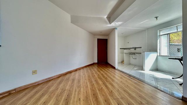 📸 DESCRIÇÃO PARA IMAGEM (Praedium):
Apartamento à venda com 2 quartos e terraço no Manoel Honório – R$ 185.000
📍 Rua João Lourenço, 40 – Manoel Honório – Juiz de Fora/MG
Souza e Albano Serviços Imobiliários
📞 (32) 99829-7059 | CNPJ: 53.373.878/0001-39

Hashtags:
#souzaealbanoservicosimobiliarios #imobiliariasouzaealbano #apartamentoavenda #manoelhonorio #imoveljuizdefora