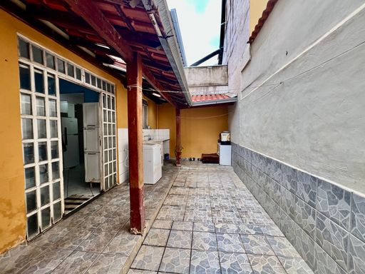 Casa Triplex à Venda com 5 Quartos no Granbery – R$ 449.000
📍 Rua Doutor José Murilo Neto, s/n – Granbery – Juiz de Fora/MG
Souza e Albano Serviços Imobiliários
📞 (32) 99829-7059 | CNPJ: 53.373.878/0001-39



#souzaealbanoservicosimobiliarios
#imobiliariasouzaealbano
#casaavendaemjuizdefora
#casatriplex
#granbery