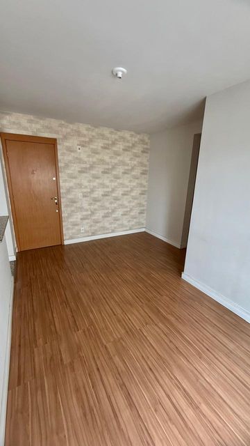 📸 DESCRIÇÃO PARA IMAGEM (inserir nas fotos do imóvel na plataforma Praedium):

Apartamento à venda com 2 quartos (1 suíte) no Democrata – R$ 280.000
📍 Rua Professora Violeta Santos, 31 – Democrata – Juiz de Fora/MG
Souza e Albano Serviços Imobiliários
📞 (32) 99829-7059 | CNPJ: 53.373.878/0001-39

🔖 Hashtags:

#souzaealbanoservicosimobiliarios
#imobiliariasouzaealbano
#apartamentoavenda
#democrata
#juizdefora