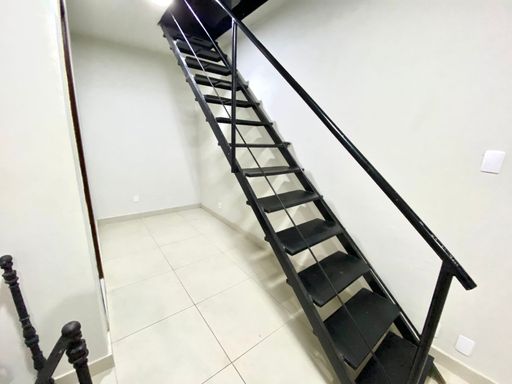 Triplex para locação com 1 quarto no Centro – R$ 1.000,00
📍 Rua Espírito Santo, 589 – Apto 405 – Centro – Juiz de Fora/MG
Souza e Albano Serviços Imobiliários
📞 (32) 99829-7059 | CNPJ: 53.373.878/0001-39