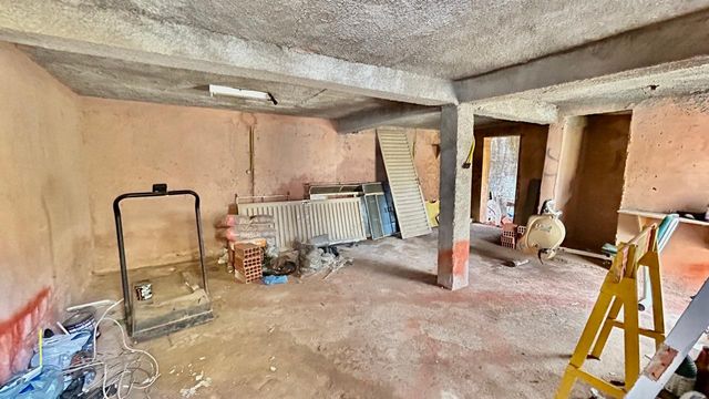 📸 DESCRIÇÃO PARA IMAGEM (inserir nas fotos do imóvel na plataforma Praedium)

Casa à venda com 3 quartos na Vila Furtado de Menezes – R$ 199.000
📍 Rua Azevedo Neto, 68 – Vila Furtado de Menezes – Juiz de Fora/MG
Souza e Albano Serviços Imobiliários
📞 (32) 99829-7059 | CNPJ: 53.373.878/0001-39

🔖 Hashtags

#souzaealbanoservicosimobiliarios
#imobiliariasouzaealbano
#casaavenda
#casajuizdefora
#vilafurtadodemenezes