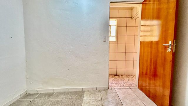 📸 DESCRIÇÃO PARA IMAGEM (inserir nas fotos do imóvel na plataforma Praedium)

Casa à venda com 3 quartos na Vila Furtado de Menezes – R$ 199.000
📍 Rua Azevedo Neto, 68 – Vila Furtado de Menezes – Juiz de Fora/MG
Souza e Albano Serviços Imobiliários
📞 (32) 99829-7059 | CNPJ: 53.373.878/0001-39

🔖 Hashtags

#souzaealbanoservicosimobiliarios
#imobiliariasouzaealbano
#casaavenda
#casajuizdefora
#vilafurtadodemenezes