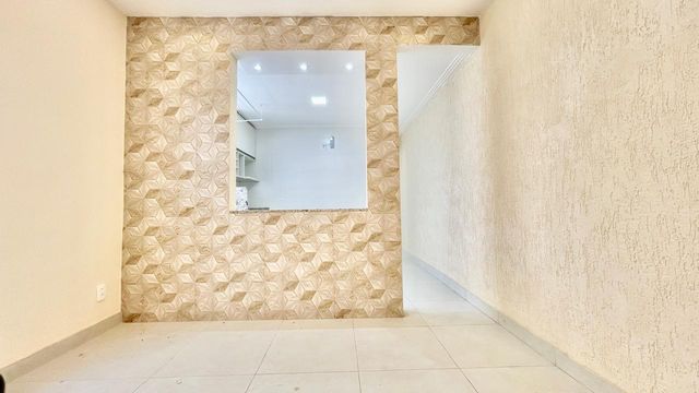 📸 DESCRIÇÃO PARA IMAGEM (Praedium):
Apartamento à venda com 1 quarto no Centro – R$ 180.000
📍 Rua Luiz Perry, 36 – Apto 202 – Centro – Juiz de Fora/MG
Souza e Albano Serviços Imobiliários
📞 (32) 99829-7059 | CNPJ: 53.373.878/0001-39

Hashtags:

#souzaealbanoservicosimobiliarios #imobiliariasouzaealbano #apartamentoavenda #centrojuizdefora #imoveisemjuizdefora