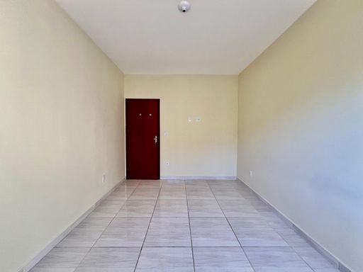 Apartamento para alugar com 2 quartos no Bom Jardim – R$ 850📍 Rua Jhimmy Herbert Lima, 60, apto 102 – Bom Jardim – Juiz de Fora/MGSouza e Albano Serviços Imobiliários📞 (32) 99829-7059 | CNPJ: 53.373.878/0001-39

#souzaealbanoservicosimobiliarios #imobiliariasouzaealbano #apartamentoaluguel #bomjardimjf #aptosemescada