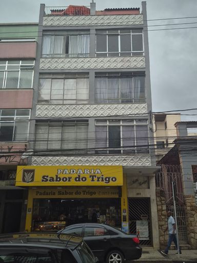 Kitnet para locação – 28m² – Centro – R$ 750
📍 Rua Espírito Santo, 587 – 3º andar – Centro – Juiz de Fora/MG
Souza e Albano Serviços Imobiliários
📞 (32) 99829-7059 | CNPJ: 53.373.878/0001-39