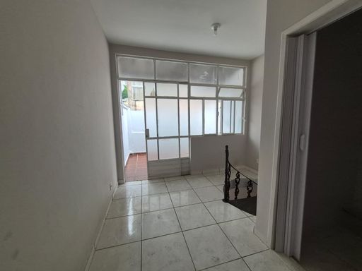 Apartamento duplex para venda – Centro – R$ 210.000,00
📍 Rua Espírito Santo, 589 – Centro – Juiz de Fora/MG
Souza e Albano Serviços Imobiliários
📞 (32) 99829-7059 | CNPJ: 53.373.878/0001-39