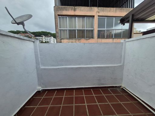 Apartamento duplex para venda – Centro – R$ 210.000,00
📍 Rua Espírito Santo, 589 – Centro – Juiz de Fora/MG
Souza e Albano Serviços Imobiliários
📞 (32) 99829-7059 | CNPJ: 53.373.878/0001-39