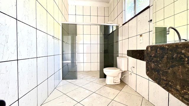 📸 DESCRIÇÃO PARA IMAGEM (inserir nas fotos do imóvel na plataforma Praedium):
Apartamento Garden à venda com 2 quartos no Vivendas da Serra – R$ 350.000
📍 Rua Domingos Tavares de Souza, 244 – Ap 102 – Vivendas da Serra – Juiz de Fora/MG
Souza e Albano Serviços Imobiliários
📞 (32) 99829-7059 | CNPJ: 53.373.878/0001-39