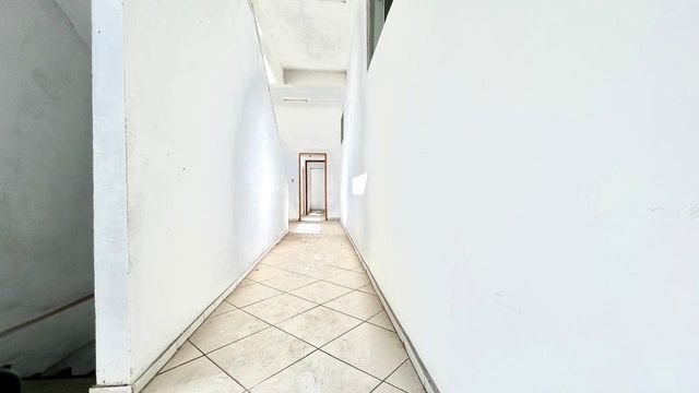 📸 DESCRIÇÃO PARA IMAGEM (inserir nas fotos do imóvel na plataforma Praedium):
Apartamento Garden à venda com 2 quartos no Vivendas da Serra – R$ 350.000
📍 Rua Domingos Tavares de Souza, 244 – Ap 102 – Vivendas da Serra – Juiz de Fora/MG
Souza e Albano Serviços Imobiliários
📞 (32) 99829-7059 | CNPJ: 53.373.878/0001-39