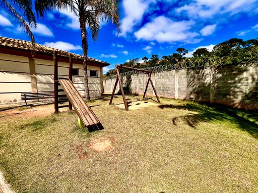 Apartamento à venda com 2 quartos no Bairro Grama – R$ 160.000
📍 Rua Diomar Monteiro, 1520 – Condomínio Village das Pedras – Grama – Juiz de Fora/MG
Souza e Albano Serviços Imobiliários
📞 (32) 99829-7059 | CNPJ: 53.373.878/0001-39