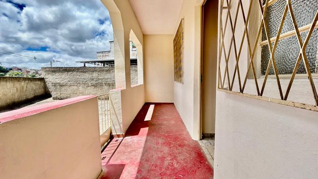 📸 DESCRIÇÃO PARA IMAGEM (Praedium):
Casa à venda com 2 quartos e 2 vagas cobertas no Progresso – R$ 299.000
📍 Rua Adelina Maria da Costa – Progresso – Juiz de Fora/MG
Souza e Albano Serviços Imobiliários
📞 (32) 99829-7059 | CNPJ: 53.373.878/0001-39

Hashtags:
#souzaealbanoservicosimobiliarios #imobiliariasouzaealbano #casaavenda #casaemjuizdefora #bairrprogresso