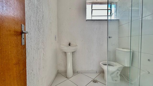 📸 DESCRIÇÃO PARA IMAGEM (Praedium):
Apartamento à venda com 2 quartos e terraço no Manoel Honório – R$ 185.000
📍 Rua João Lourenço, 40 – Manoel Honório – Juiz de Fora/MG
Souza e Albano Serviços Imobiliários
📞 (32) 99829-7059 | CNPJ: 53.373.878/0001-39

Hashtags:
#souzaealbanoservicosimobiliarios #imobiliariasouzaealbano #apartamentoavenda #manoelhonorio #imoveljuizdefora