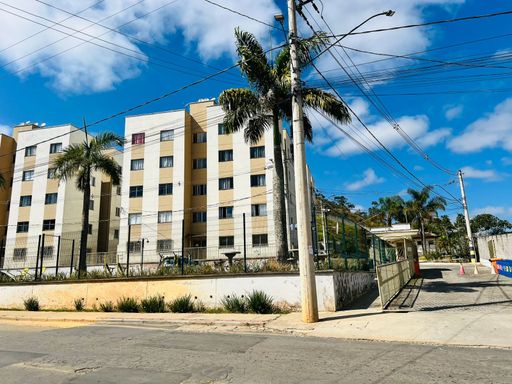 Apartamento à venda com 2 quartos no Bairro Grama – R$ 160.000
📍 Rua Diomar Monteiro, 1520 – Condomínio Village das Pedras – Grama – Juiz de Fora/MG
Souza e Albano Serviços Imobiliários
📞 (32) 99829-7059 | CNPJ: 53.373.878/0001-39