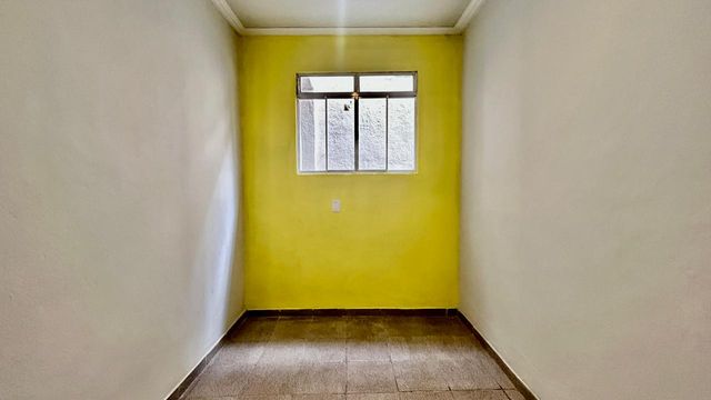 📸 DESCRIÇÃO PARA IMAGEM (inserir nas fotos do imóvel na plataforma Praedium):

Casa à venda com 2 quartos na Vila Furtado de Menezes – R$ 199.000
📍 Rua Azevedo Neto Vila Furtado de Menezes – Juiz de Fora/MG
Souza e Albano Serviços Imobiliários
📞 (32) 99829-7059 | CNPJ: 53.373.878/0001-39

🔎 Hashtags:

#souzaealbanoservicosimobiliarios
#imobiliariasouzaealbano
#casaavendaemjuizdefora
#vilafurtadodemenezes
#casaavenda