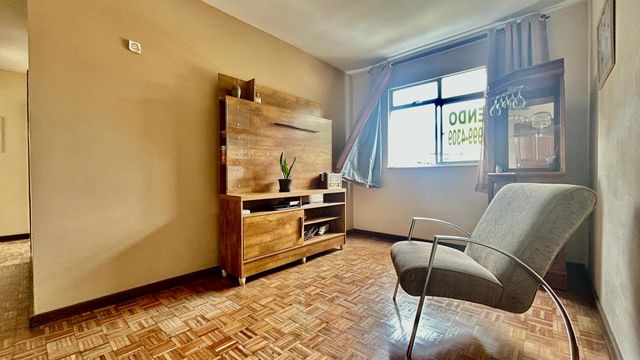 📸 DESCRIÇÃO PARA IMAGEM (inserir nas fotos do imóvel na plataforma Praedium):
Apartamento à venda com 3 quartos no Mundo Novo / Alto dos Passos – R$ 249.000
📍 Rua Nossa Senhora Auxiliadora, 75 – 4º andar – Mundo Novo / Alto dos Passos – Juiz de Fora/MG
Souza e Albano Serviços Imobiliários
📞 (32) 99829-7059 | CNPJ: 53.373.878/0001-39

Hashtags:
#souzaealbanoservicosimobiliarios #imobiliariasouzaealbano #apartamentoavenda #mundonovojuizdefora #altodospassos