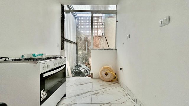 📸 DESCRIÇÃO PARA IMAGEM (inserir nas fotos do imóvel na plataforma Praedium):
Apartamento Garden à venda com 2 quartos no Vivendas da Serra – R$ 350.000
📍 Rua Domingos Tavares de Souza, 244 – Ap 102 – Vivendas da Serra – Juiz de Fora/MG
Souza e Albano Serviços Imobiliários
📞 (32) 99829-7059 | CNPJ: 53.373.878/0001-39