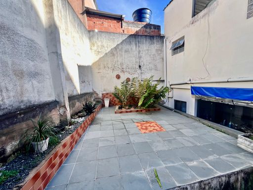 Casa à venda com 4 quartos no Bonfim – Permuta por até dois imóveis
📍 Rua Barão do Retiro, 800 – Bonfim – Juiz de Fora/MGSouza e Albano Serviços Imobiliários📞 (32) 99829-7059 | CNPJ: 53.373.878/0001-39

#souzaealbanoservicosimobiliarios #imobiliariasouzaealbano #casaavenda #bonfimjf #imoveisjuizdefora