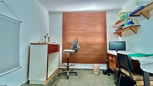 📸 DESCRIÇÃO PARA IMAGEM (inserir nas fotos do imóvel na plataforma Praedium):
Galpão comercial à venda com 272m² no bairro Progresso – R$ 320.000
📍 Rua Cláudio de Macedo Moura – Progresso – Juiz de Fora/MG
Souza e Albano Serviços Imobiliários
📞 (32) 99829-7059 | CNPJ: 53.373.878/0001-39

#souzaealbanoservicosimobiliarios #imobiliariasouzaealbano #galpaoavenda #imovelcomercial #galpaoprogressomg