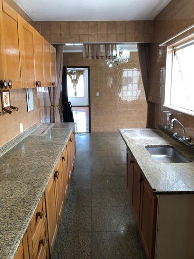 Cobertura à venda – 4 quartos – Centro – R$ 690.000
📍 Av. Rio Branco, 3.151 – Centro – Juiz de Fora/MG
Souza e Albano Serviços Imobiliários
📞 (32) 99829-7059 | CNPJ: 53.373.878/0001-39