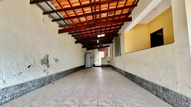 📸 DESCRIÇÃO PARA IMAGEM (inserir nas fotos do imóvel na plataforma Praedium):
Casa à venda com 5 quartos no Bandeirantes – R$ 580.000
📍 Rua Pio Antônio da Silva, 30 – Bandeirantes – Juiz de Fora/MG
Souza e Albano Serviços Imobiliários
📞 (32) 99829-7059 | CNPJ: 53.373.878/0001-39

🔖 Hashtags:

#souzaealbanoservicosimobiliarios #imobiliariasouzaealbano #casaavenda #bandeirantesjuizdefora #casaemjuizdefora