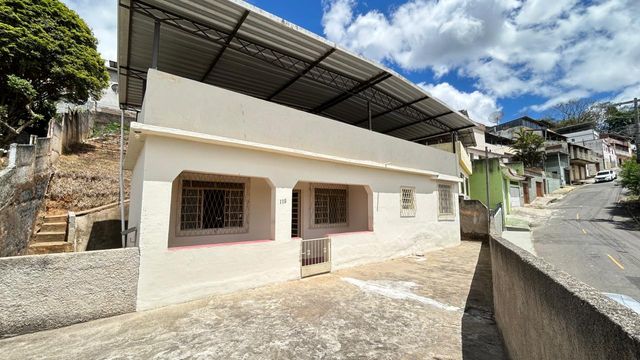 📸 DESCRIÇÃO PARA IMAGEM (Praedium):
Casa à venda com 2 quartos e 2 vagas cobertas no Progresso – R$ 299.000
📍 Rua Adelina Maria da Costa – Progresso – Juiz de Fora/MG
Souza e Albano Serviços Imobiliários
📞 (32) 99829-7059 | CNPJ: 53.373.878/0001-39

Hashtags:
#souzaealbanoservicosimobiliarios #imobiliariasouzaealbano #casaavenda #casaemjuizdefora #bairrprogresso