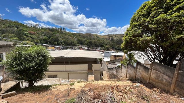 📸 DESCRIÇÃO PARA IMAGEM (Praedium):
Casa à venda com 2 quartos e 2 vagas cobertas no Progresso – R$ 299.000
📍 Rua Adelina Maria da Costa – Progresso – Juiz de Fora/MG
Souza e Albano Serviços Imobiliários
📞 (32) 99829-7059 | CNPJ: 53.373.878/0001-39

Hashtags:
#souzaealbanoservicosimobiliarios #imobiliariasouzaealbano #casaavenda #casaemjuizdefora #bairrprogresso