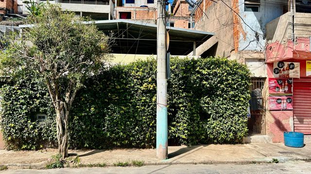 📸 DESCRIÇÃO PARA IMAGEM (Praedium):
Casa à venda com 3 quartos no São Benedito – R$ 215.000
📍 Rua São Lourenço, 292 – São Benedito – Juiz de Fora/MG
Souza e Albano Serviços Imobiliários
📞 (32) 99829-7059 | CNPJ: 53.373.878/0001-39

🔖 Hashtags:
#souzaealbanoservicosimobiliarios #imobiliariasouzaealbano #casaavenda #casasãobenedito #imoveljuizdefora