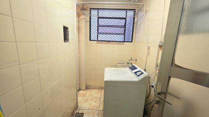 Apartamento à venda com 3 quartos (1 suíte) no Centro – Juiz de Fora/MG – 97 m²
📍 Rua Constantino Paleta, 60 – Centro – Juiz de Fora/MG
Souza e Albano Serviços Imobiliários
📞 (32) 99829-7059 | CNPJ: 53.373.878/0001-39