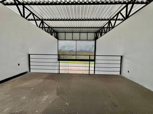 Loja à venda com 60 m² em Chácara/MG – R$ 165.000
📍 Rodovia José Portes da Silva – Chácara/MG
Souza e Albano Serviços Imobiliários
📞 (32) 99829-7059 | CNPJ: 53.373.878/0001-39

🔖 Hashtags

#souzaealbanoservicosimobiliarios
#imobiliariasouzaealbano
#lojavenda
#imovelcomercial
#chacaramg