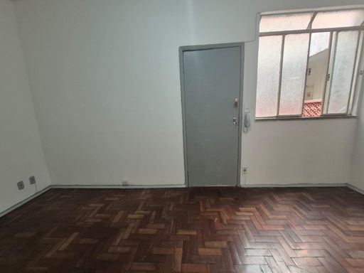 Apartamento para locação com 1 quarto + dependência – Santa Helena – R$ 800,00
📍 Avenida Luís Perry, 26 – Santa Helena – Juiz de Fora/MG
Souza e Albano Serviços Imobiliários
CNPJ: 53.373.878/0001-39