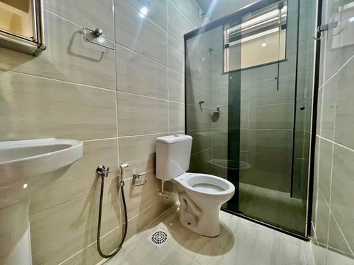 Apartamento para alugar com 2 quartos no Bom Jardim – R$ 850📍 Rua Jhimmy Herbert Lima, 60, apto 102 – Bom Jardim – Juiz de Fora/MGSouza e Albano Serviços Imobiliários📞 (32) 99829-7059 | CNPJ: 53.373.878/0001-39

#souzaealbanoservicosimobiliarios #imobiliariasouzaealbano #apartamentoaluguel #bomjardimjf #aptosemescada