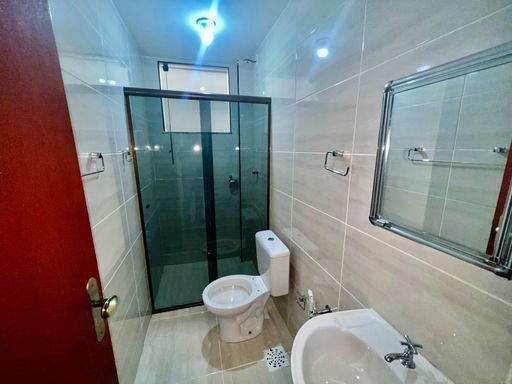 Apartamento para alugar com 2 quartos no Bom Jardim – R$ 850📍 Rua Jhimmy Herbert Lima, 60, apto 102 – Bom Jardim – Juiz de Fora/MGSouza e Albano Serviços Imobiliários📞 (32) 99829-7059 | CNPJ: 53.373.878/0001-39

#souzaealbanoservicosimobiliarios #imobiliariasouzaealbano #apartamentoaluguel #bomjardimjf #aptosemescada