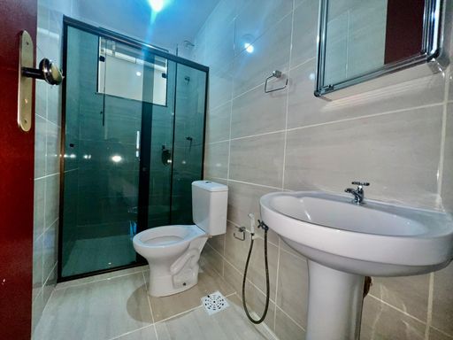 Apartamento para alugar com 2 quartos no Bom Jardim – R$ 850📍 Rua Jhimmy Herbert Lima, 60, apto 102 – Bom Jardim – Juiz de Fora/MGSouza e Albano Serviços Imobiliários📞 (32) 99829-7059 | CNPJ: 53.373.878/0001-39

#souzaealbanoservicosimobiliarios #imobiliariasouzaealbano #apartamentoaluguel #bomjardimjf #aptosemescada