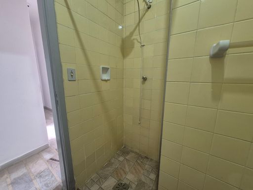 Apartamento para locação com 1 quarto + dependência – Santa Helena – R$ 800,00
📍 Avenida Luís Perry, 26 – Santa Helena – Juiz de Fora/MG
Souza e Albano Serviços Imobiliários
CNPJ: 53.373.878/0001-39