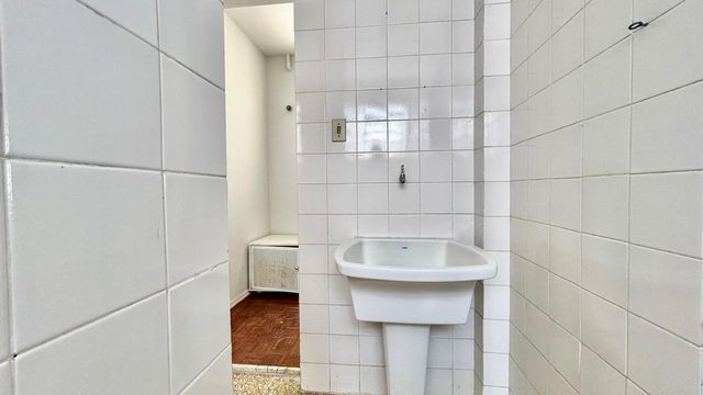 📸 DESCRIÇÃO PARA IMAGEM (Praedium):
Cobertura à venda com 3 quartos, suíte, 1 vaga – São Mateus – R$ 435.000
📍 Rua São Mateus, 111 – 4º andar – São Mateus – Juiz de Fora/MG
Souza e Albano Serviços Imobiliários
📞 (32) 99829-7059 | CNPJ: 53.373.878/0001-39

🔖 Hashtags

#souzaealbanoservicosimobiliarios #imobiliariasouzaealbano #coberturaavenda #saomateusjf #apartamentojuizdefora