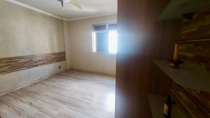 Apartamento à venda com 2 quartos no Centro – R$ 420.000
📍 Rua Santo Antônio, 979/707 – Centro – Juiz de Fora/MG
Souza e Albano Serviços Imobiliários
📞 (32) 99829-7059 | CNPJ: 53.373.878/0001-39