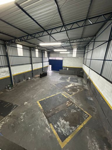 📸 DESCRIÇÃO PARA IMAGEM (inserir nas fotos do imóvel – Plataforma Praedium)

Galpão Comercial para Locação – Nova Era – R$ 4.000,00
📐 300 m² | Pé-direito 7 m | Acesso para caminhões
📍 Rua General Almerindo da Silva Gomes, 318 – Nova Era – Juiz de Fora/MG
Souza e Albano Serviços Imobiliários
📞 (32) 99829-7059 | CNPJ: 53.373.878/0001-39