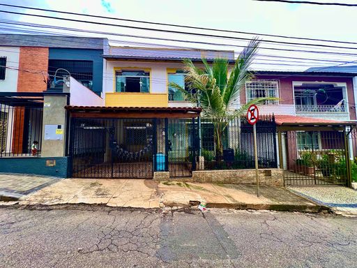 Casa Triplex à Venda com 5 Quartos no Granbery – R$ 449.000
📍 Rua Doutor José Murilo Neto, s/n – Granbery – Juiz de Fora/MG
Souza e Albano Serviços Imobiliários
📞 (32) 99829-7059 | CNPJ: 53.373.878/0001-39



#souzaealbanoservicosimobiliarios
#imobiliariasouzaealbano
#casaavendaemjuizdefora
#casatriplex
#granbery