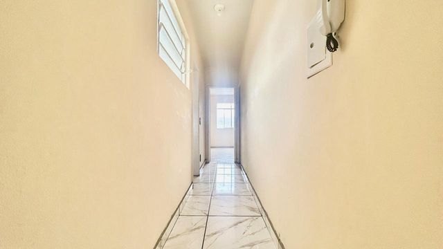 📸 DESCRIÇÃO PARA IMAGEM (Praedium):
Apartamento à venda com 2 quartos no Bairu – R$ 213.000
📍 Rua César Turati, 104 – 2º andar – Bairu – Juiz de Fora/MG
Souza e Albano Serviços Imobiliários
📞 (32) 99829-7059 | CNPJ: 53.373.878/0001-39

🔖 Hashtags:
#souzaealbanoservicosimobiliarios #imobiliariasouzaealbano #apartamentoavenda #bairujuizdefora #imovelemjuizdefora