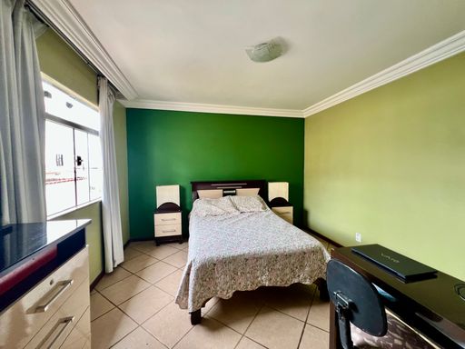 Casa Triplex à Venda com 5 Quartos no Granbery – R$ 449.000
📍 Rua Doutor José Murilo Neto, s/n – Granbery – Juiz de Fora/MG
Souza e Albano Serviços Imobiliários
📞 (32) 99829-7059 | CNPJ: 53.373.878/0001-39



#souzaealbanoservicosimobiliarios
#imobiliariasouzaealbano
#casaavendaemjuizdefora
#casatriplex
#granbery