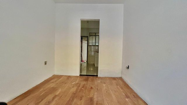 📸 DESCRIÇÃO PARA IMAGEM (inserir nas fotos do imóvel na plataforma Praedium):
Apartamento Garden à venda com 2 quartos no Vivendas da Serra – R$ 350.000
📍 Rua Domingos Tavares de Souza, 244 – Ap 102 – Vivendas da Serra – Juiz de Fora/MG
Souza e Albano Serviços Imobiliários
📞 (32) 99829-7059 | CNPJ: 53.373.878/0001-39