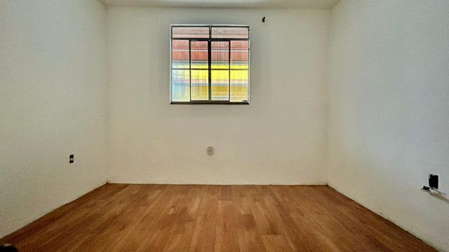 📸 DESCRIÇÃO PARA IMAGEM (inserir nas fotos do imóvel na plataforma Praedium):
Apartamento Garden à venda com 2 quartos no Vivendas da Serra – R$ 350.000
📍 Rua Domingos Tavares de Souza, 244 – Ap 102 – Vivendas da Serra – Juiz de Fora/MG
Souza e Albano Serviços Imobiliários
📞 (32) 99829-7059 | CNPJ: 53.373.878/0001-39