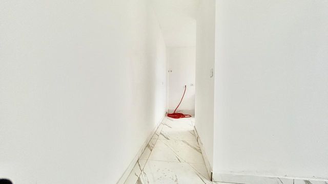 📸 DESCRIÇÃO PARA IMAGEM (inserir nas fotos do imóvel na plataforma Praedium):
Apartamento Garden à venda com 2 quartos no Vivendas da Serra – R$ 350.000
📍 Rua Domingos Tavares de Souza, 244 – Ap 102 – Vivendas da Serra – Juiz de Fora/MG
Souza e Albano Serviços Imobiliários
📞 (32) 99829-7059 | CNPJ: 53.373.878/0001-39